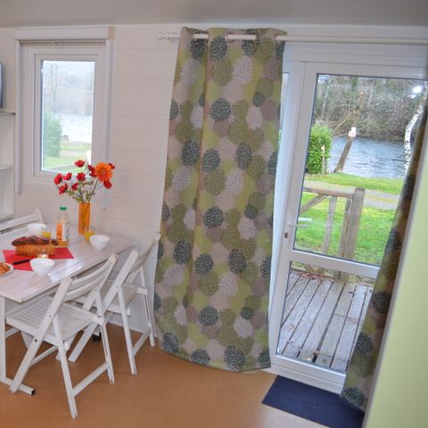 MOBILHOME 6 personas - Standard 27m² / 2 habitaciones + TV + terraza descubierta 4/6 pers.