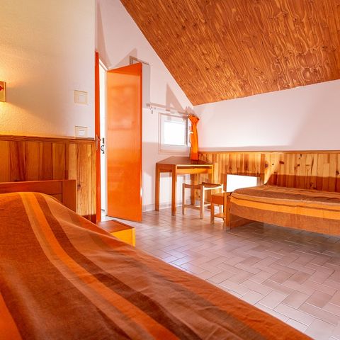 COUNTRY HOUSE 5 people - on 2 floors