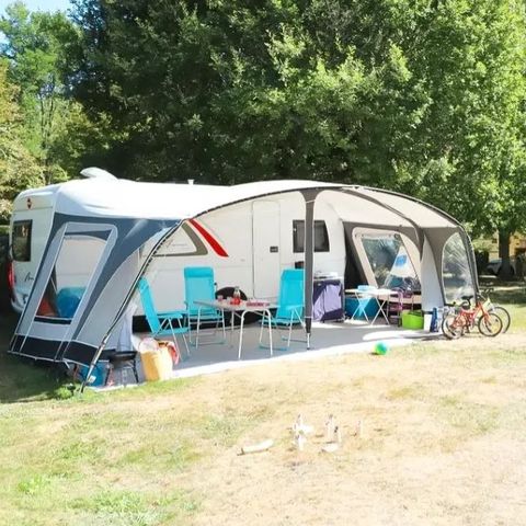 Stellplatz - Nackter Stellplatz ohne Strom