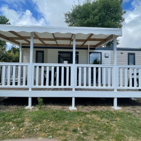Mobilheim 5 Personen - SAM - COTTAGE CONFORT 2Sch/ 4/5P - 30m² - Überdachte Terrasse