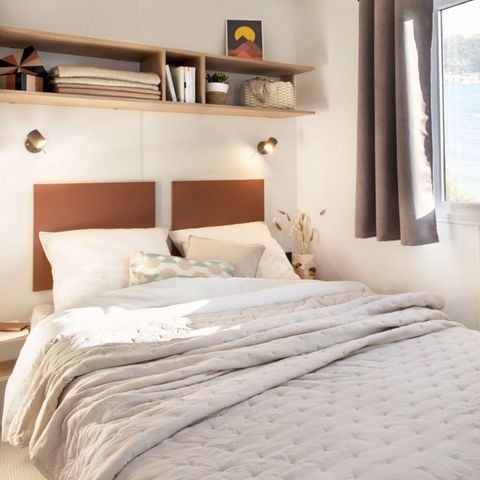Mobilhome 4 personnes - LOISIRS CONFORT 2ch - 20m² - Terrasse Intégrée 4 pers