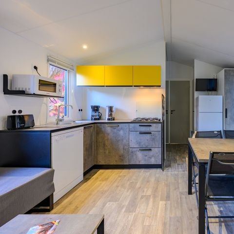 Mobilhome 8 personnes - Dimanche - SUNELIA PRESTIGE 4 chambres - 40m² - Terrasse couverte 8 pers