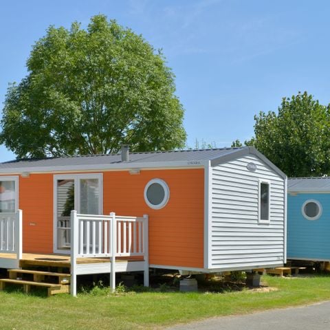 CASA MOBILE 5 persone -  SAM - COTTAGE CONFORT 2ch/ 4/5p - 30m² - Terrazza con ombrellone