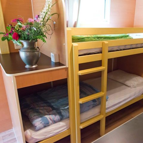 Hébergement 2/4 personnes - Insolite Nature Roulotte les Ecrins - 1 chambre - 17m2 2/4 pers