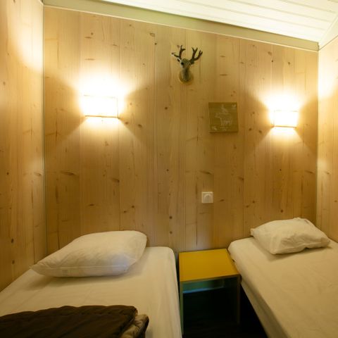 CHALET 5 personas - Chalet Montana Confort 35m² - 2 habitaciones + 8m² terraza + plancha + TV -