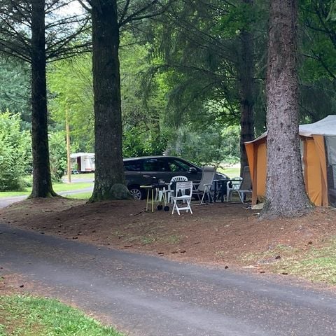 PLOT - Caravan (or tent) pitch + 1 car (or motorbike) and 1 person