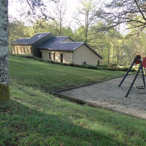 LANDHUIS 6 personen - aan de rand van een bos - 4/6 slaapplaatsen