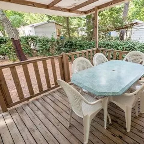 Stacaravan 6 personen - Comfort | 3 slaapkamers | 6 pers | Verhoogd terras | Airconditioning