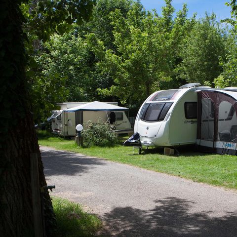 Kampeerplaats - Met auto