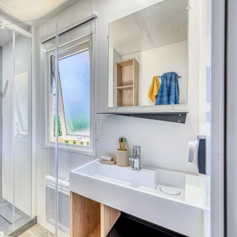 MOBILE HOME 6 people - 3 Rooms 4/6 Persons Air-conditioned + TV