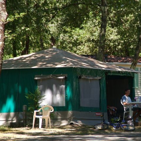 Bungalowtent 4 personen - CARIBISCH GEBIED (ZONDER SANITAIR)
