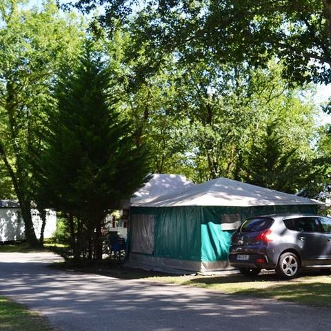 Glamping tent 4 persons - Caribbean (without sanitary facilities)