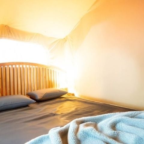 CANVAS AND WOOD TENT 4 people - Lodge STERNE