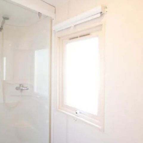 Mobilhome 4 personnes - ROULOTTE****