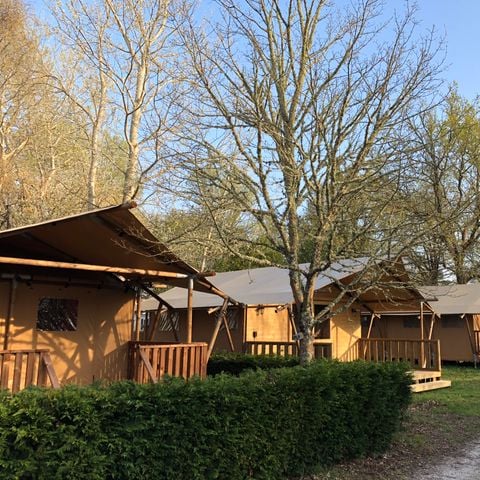Tente en toile et en bois 4 personnes - Lodge Woody 27