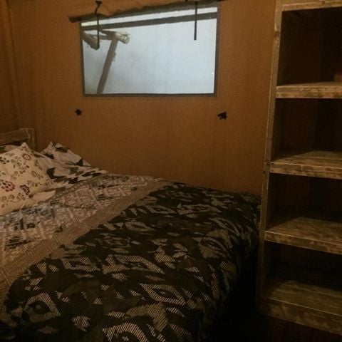 Tente en toile et en bois 4 personnes - Lodge Woody 27