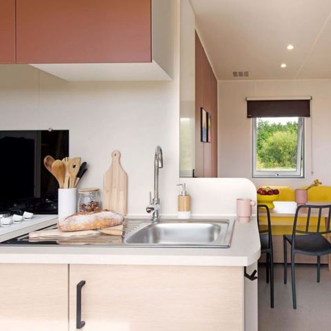 Stacaravan 4 personen - Aqua 2 Slaapkamers 4 Personen Halfoverdekt terras