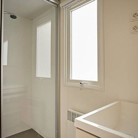 MOBILHOME 6 personnes - Classique | 3 Ch. | 6 Pers. | Terrasse surélevée | 1 SDB