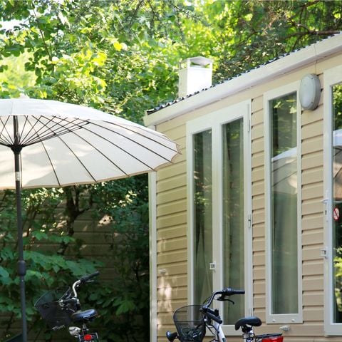 Mobilheim 6 Personen - Confort 28m² 2 Zimmer + überdachte Terrasse 13.5m² -4/6 Pers.