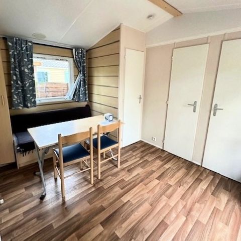 Stacaravan 6 personen - Confort 28m² 2 kamers + overdekt terras 13.5m² -4/6 pers