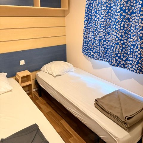 BUNGALOW 6 personnes - Mobil-home Confort 28m² 2 chambres + terrasse couverte 13.5m² - TV 4/6 pers