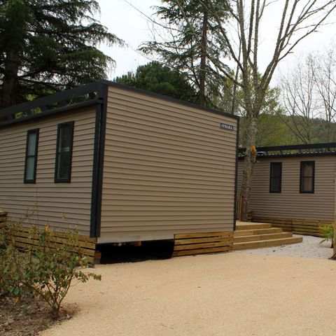 Stacaravan 4 personen - Premium 30m² 2 kamers + terras 25m² - TV - Airconditioning - Spa 1/4 pers