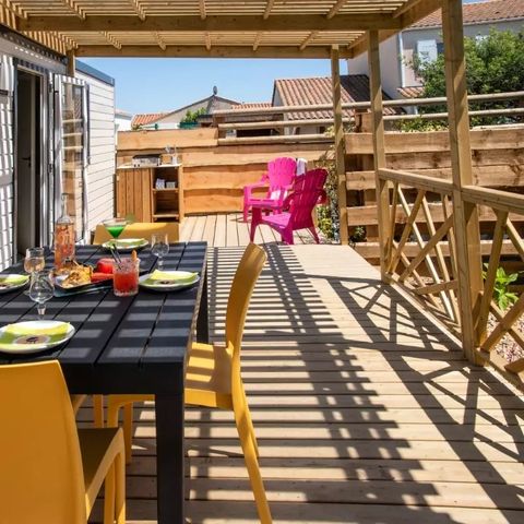 Stacaravan 4 personen - Cottage 3 Kamers 4 Personen Airconditioning + TV + Jacuzzi