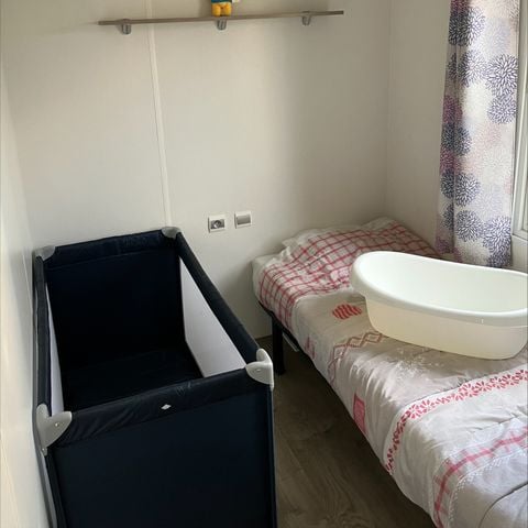 Mobilheim 6 Personen - Cosy: 5 Personen + 1 Baby (Regenschirmbett)