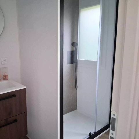 Mobile home 5 persons - Cottage 4 Rooms 6 People (5 adults and 1 baby) + TV