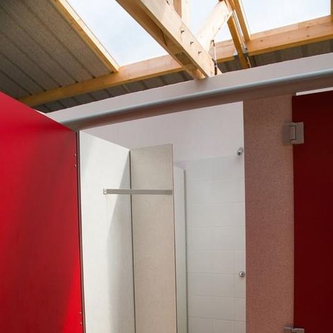 PLOT - Special offer on motorhome site /short-stay: Pitch/night including 2 pers+elect10A-.