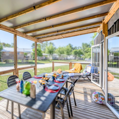 MOBILHOME 4 personnes - Homeflower Premium 26,5m² - 2 chambres  + terrasse + TV + lave-vaisselle + Clim + Draps + Serviettes