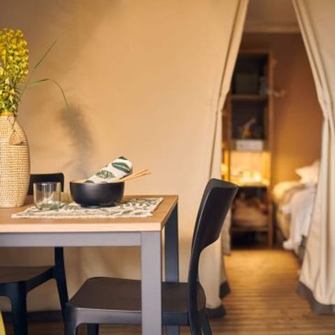 Tent 4 persons - Lodge Tent JUNGLE 26m² 2 bedrooms + terrace