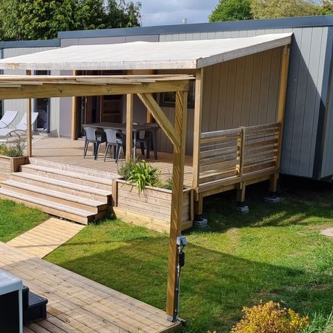 Stacaravan 4 personen - Stacaravan TAOS Premium met SPA 40m² - 2 kamers - 2 badkamers / overdekt terras + TV + LV 4 pers