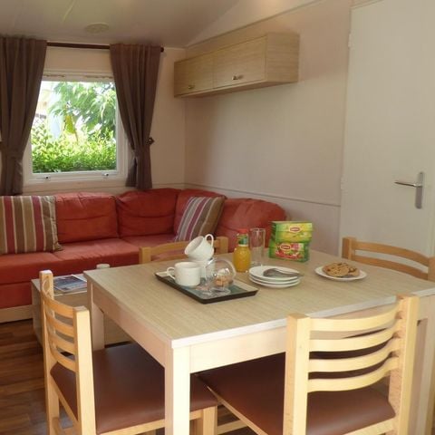 Mobilhome 4 personnes - RESIDENTIEL Confort 34m² - 2 chambres / Terrasse couverte + TV