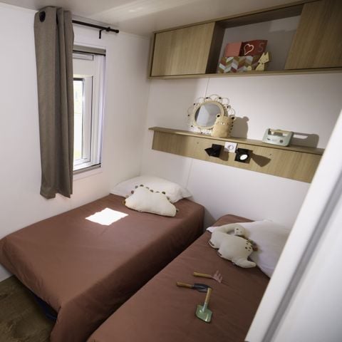 Mobile home 6 persons - CORNOUAILLE Confort 35m² - 3 bedrooms / Covered terrace + TV