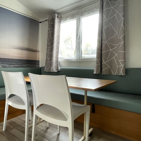 Stacaravan 4 personen - Gezin - 25m² - 2 kamers - overdekt terras