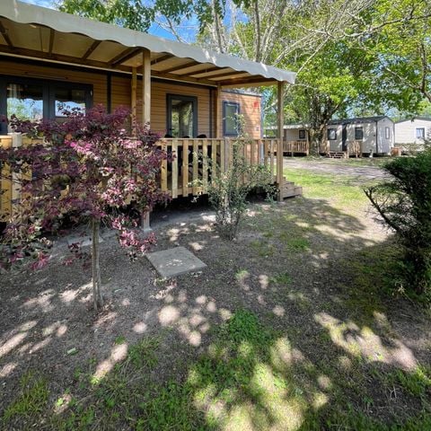 MOBILE HOME 4 people - New for 2024! Mobile home Premium 4 pers. - 30 m² - Air-conditioned - 2 bedrooms - covered terrace