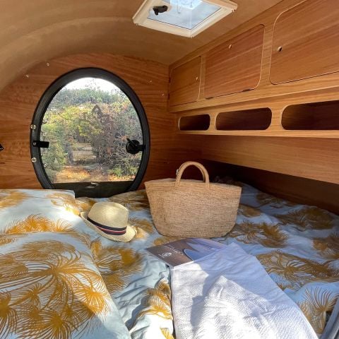 AUßERGEWÖHNLICHE UNTERKUNFT 2 Personen - COSY NATURE - 2 Personen - Doppelbett, Küchenzeile, Gartenmöbel