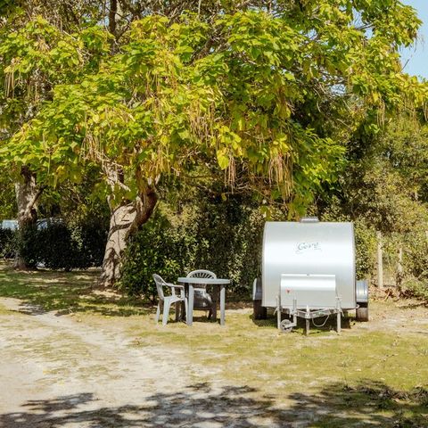 Hébergement 2 personnes - COSY NATURE - 2 personnes - lit double, kitchenette, salon de jardin