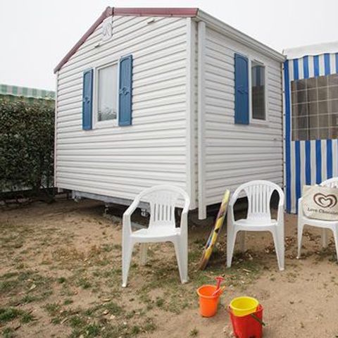 Mobile home 6 persons - GRAND LARGE - 3 Bedrooms - TV - PLANCHA