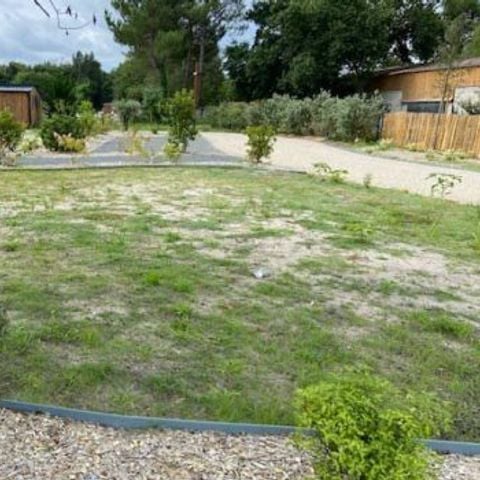 EMPLACEMENT - Forfait Camping-car (Green Village à 800 m du Domaine de la Forge)