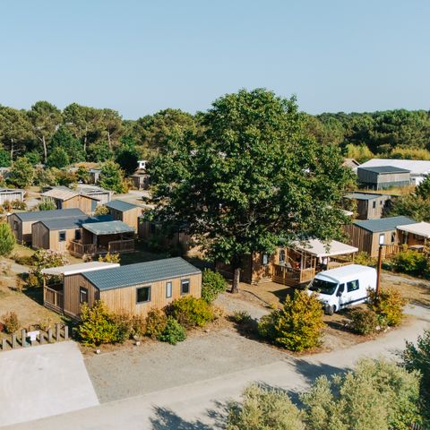 Pitch - Van pitch (5 m long - Green Village 800 m from Domaine de la Forge)