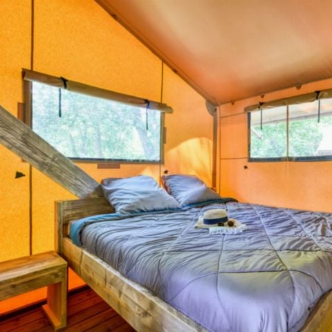 TENTE TOILE ET BOIS 5 personnes - Lodge VIP