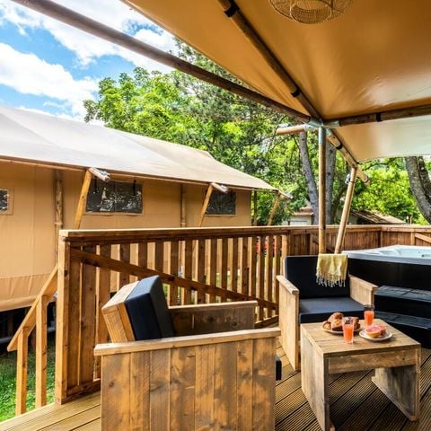 Tente en toile et en bois 5 personnes - Lodge Luxe VIP 3 Pièces 5 Personnes