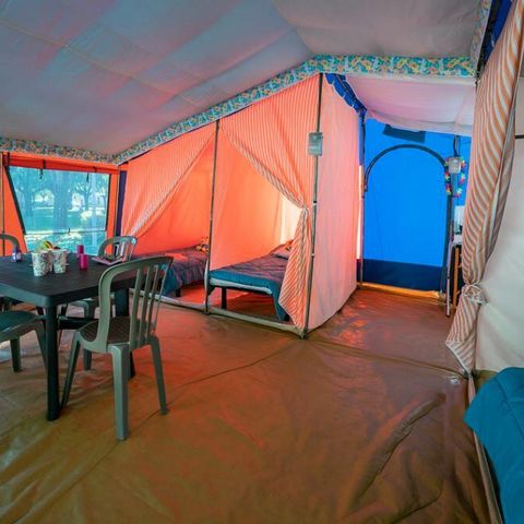 Tenda 4 persone - Tenda Navajo da 3 stanze e 4 posti letto senza servizi igienici