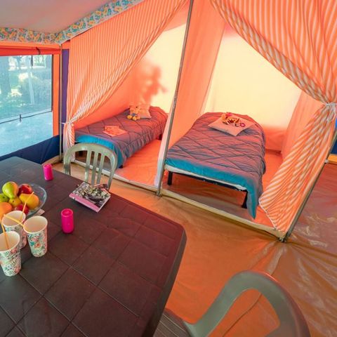 TENT 4 people - Fully equipped tent