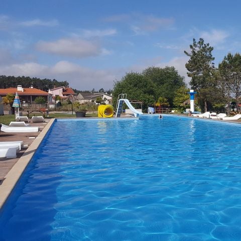 Camping Land's Hause Bungalow - Camping Région de Lisbonne - Image N°3