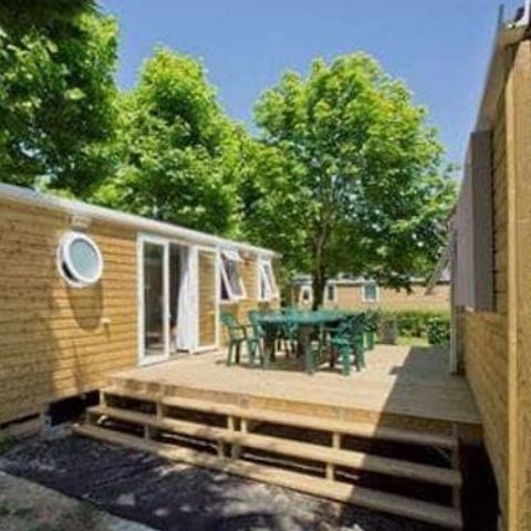 MOBILHOME 10 personnes - TRIBU  (2 locations face à face avec terrasse commune)