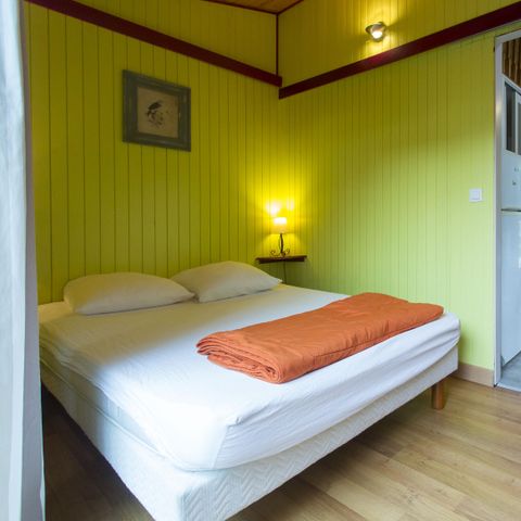 CHALET 4 personnes - Chalet vert et rouge 35m²  - 1 chambre + mezzanine