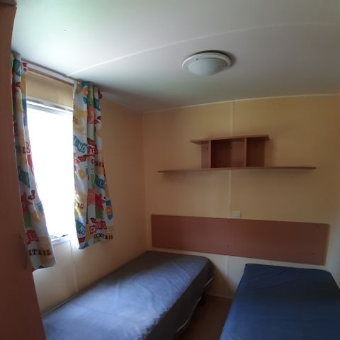 Mobile home 4 persons - P'tit budget- 2 bedrooms + terrace- Air conditioning and TV included